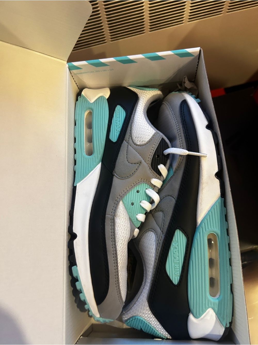 Nike Air Max 90 Grey Black Teal | Men’s 11 (WMNS 12.5) | Like New w/ Box